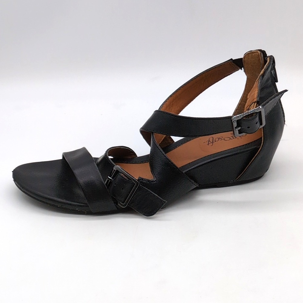 Eurosoft Shoes Womens Rishelle Black 7.5 Strappy Sandals Buckles Zip Low Wedge